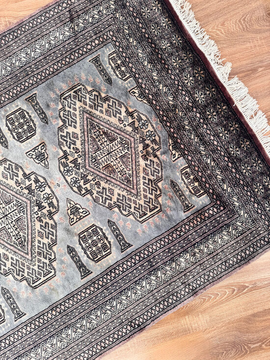 Pakistāniešu austs zīda paklājs brūnos / pelēkos toņos