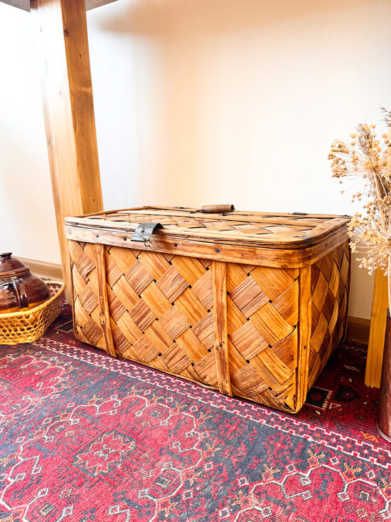 Antīka Zviedru pīta priedes lāde, ap 1890. gadu