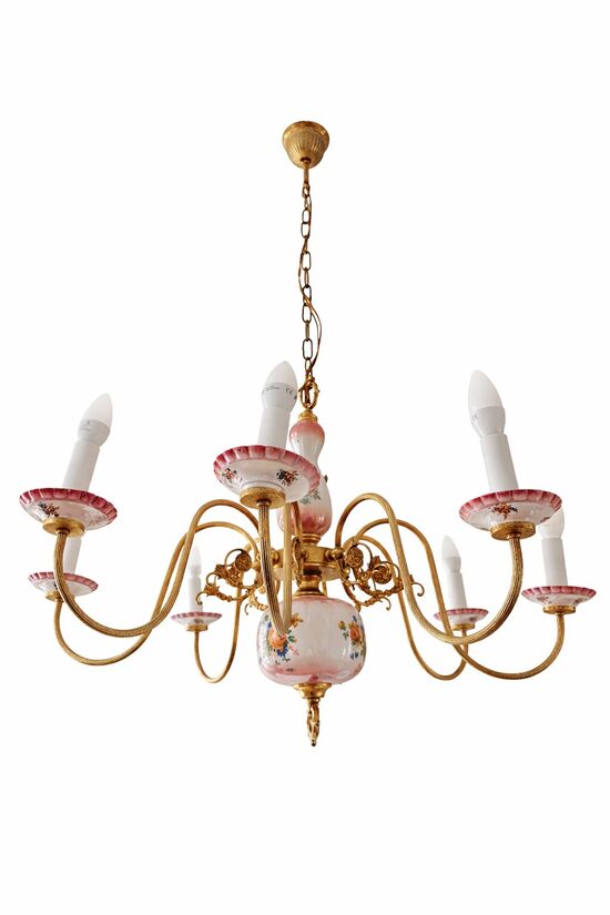 Porcelāna lustra ar ziediem