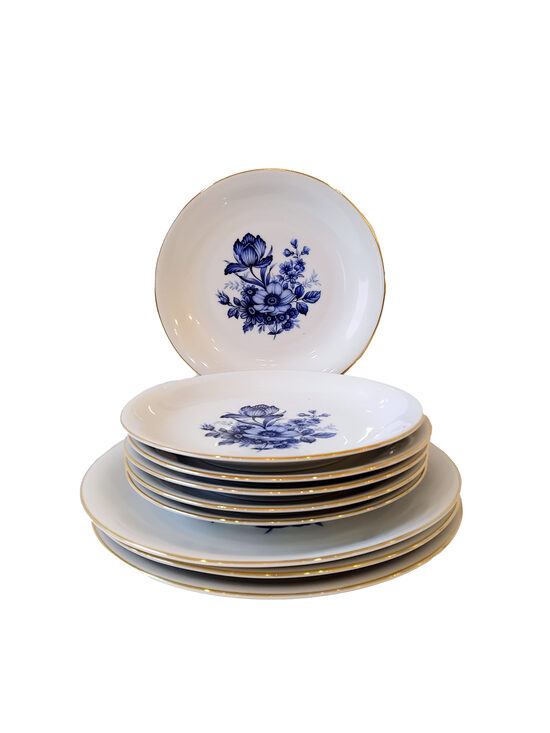 Porcelāna šķīvju komplekts