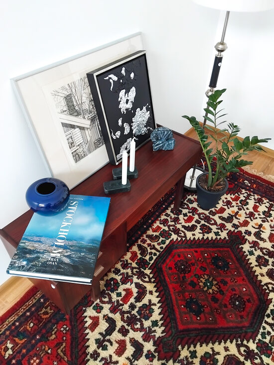 Sarkans Persiešu paklājs/ ziedu un ģeometriskiem motīviem