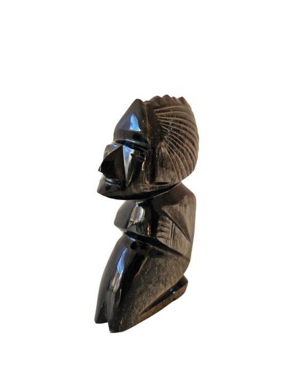 Obsidiāna figūra