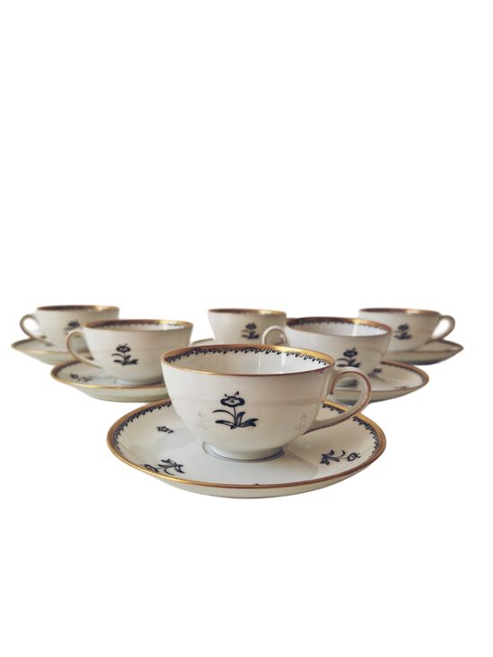 Mazas porcelāna tasītes