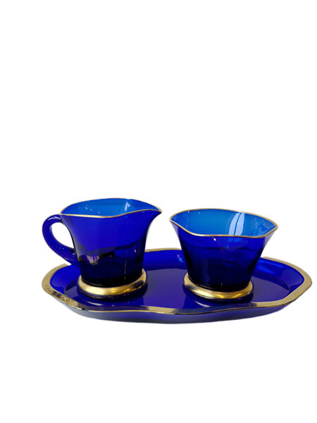 Zila stikla antīku tasīšu komplekts