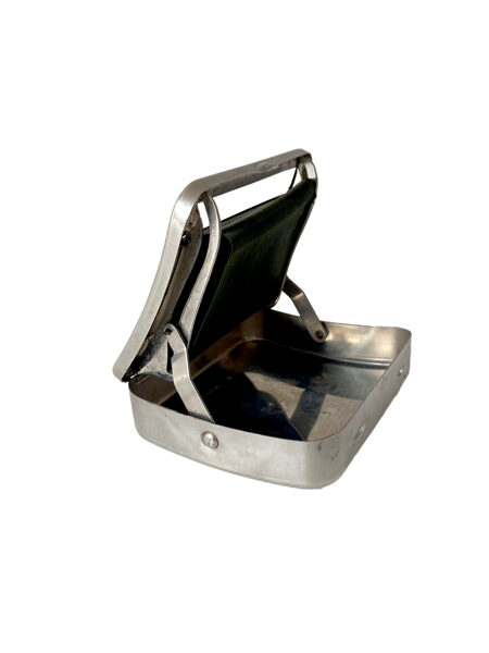 Antīka cigarešu tinamā kastīte  