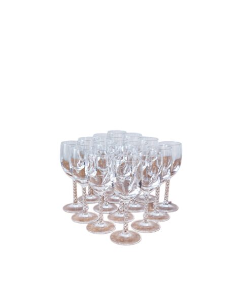 Elegantas vintage liķiera glāzes